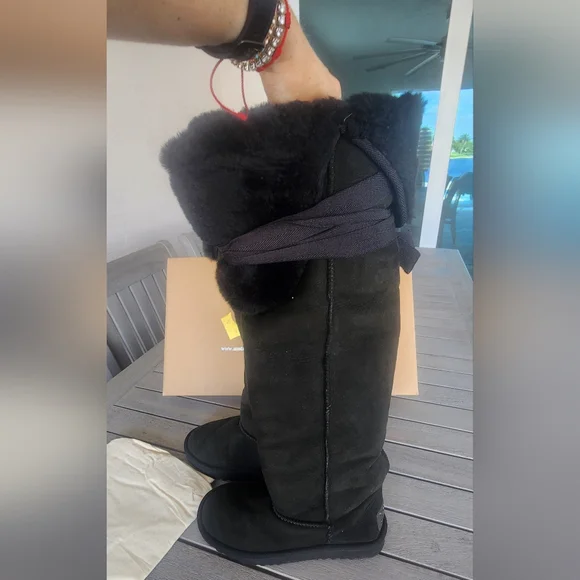 Australia Luxe | Shearling Over the Knee Boots | SZ US 7 - Picture 5 of 8